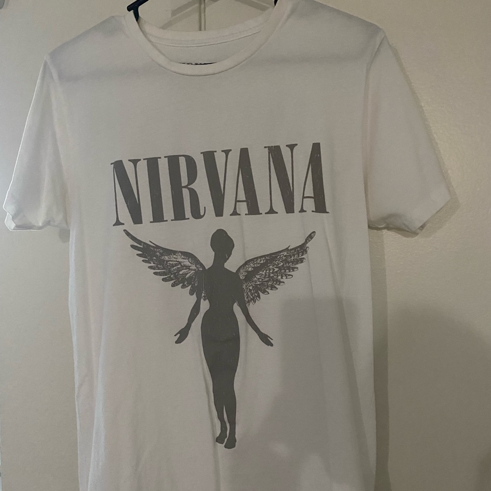 NIRVANA White & Gray Concert T-Shirt. Men's Medium